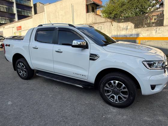 FORD RANGER 3.2 LIMITED 4X4 CD 20V DIESEL 4P AUTOMÁTICO FORD RANGER 3.2 LIMITED 4X4 CD 20V DIESEL 4P AUTOMÁTICO